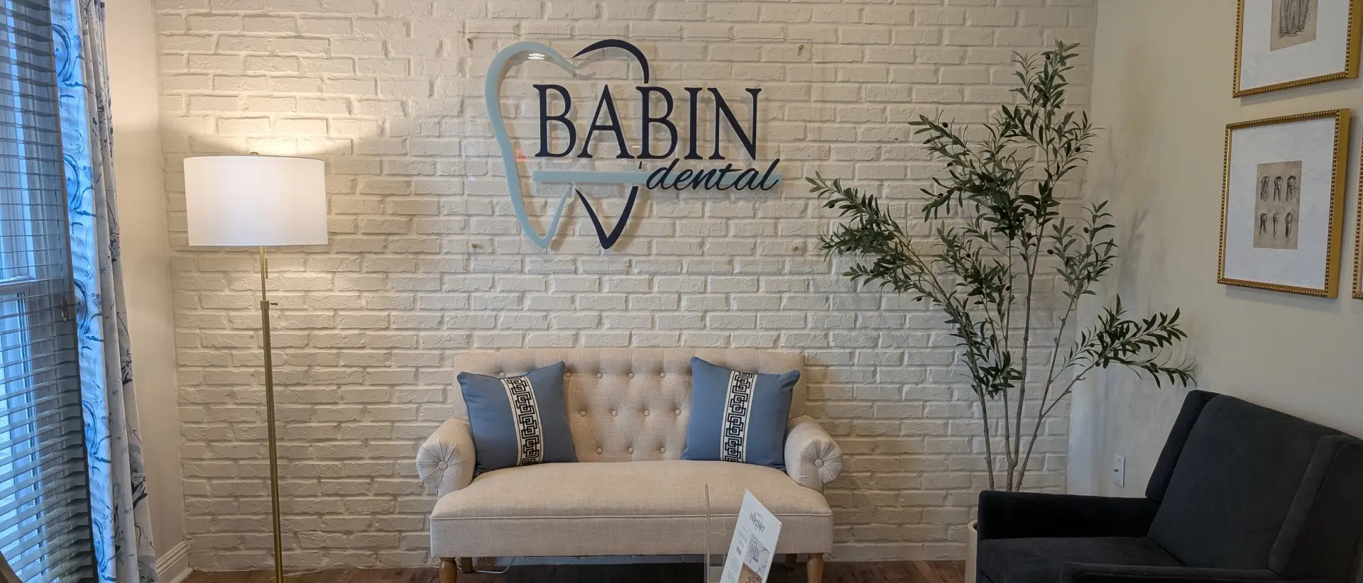 Babin dental logo.